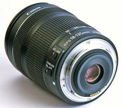 Об’єктив Canon EF-S 18-135mm F/3.5-5.6 STM IS – еволюція розвитку.