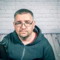 Вініловий фон з комбінованим малюнком (підлога-стіна) – особливості вибору